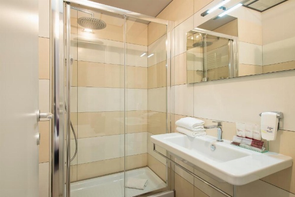 Arenula Suites image 23